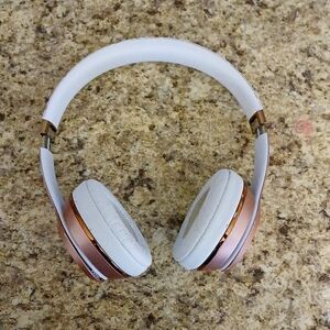 pink beats headphones